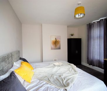 1 bed house share to rent in Bulcock Street, Burnley, BB10 - Photo 6