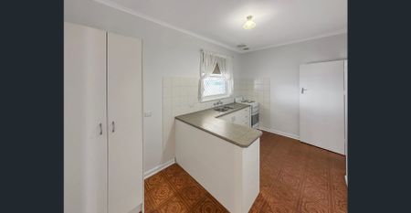 Freshly Updated 3 Bedroom Home In Elizabeth Park! - Photo 3