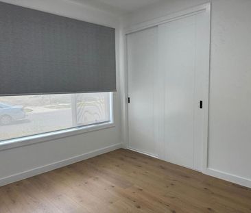 LOVELY 4 BEDROOM HOME - Photo 2