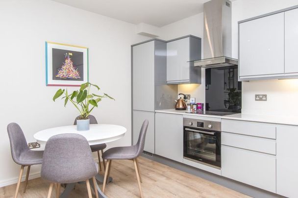 1 bedroom flat to rent - Photo 1