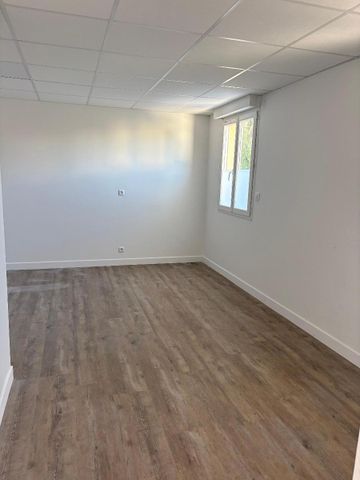 Location Appartement 3 pièces 69m² BEGLES 33130 - Photo 5
