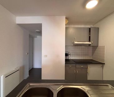 Location Appartement 2 pièces 42m² BORDEAUX 33000 - Photo 5