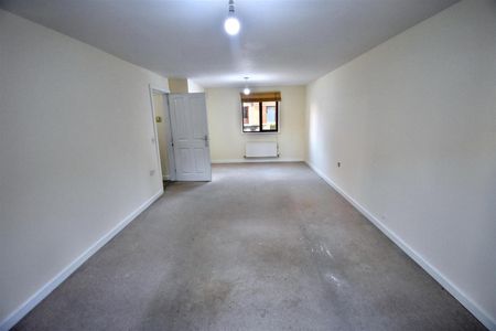 Culver Avenue, Milton Keynes, Broughton, MK10 - Photo 2