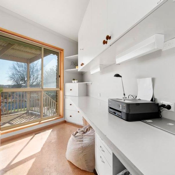 617 Laurie Street, Golden Point - Photo 1