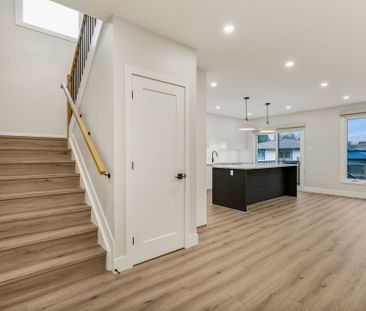 For Lease - 1348 Avenue Q Avenue Unit# A, Alta Vista and Area, Ontario - Photo 3