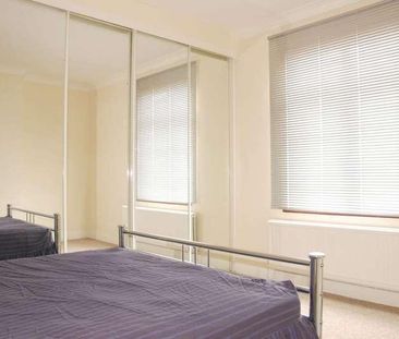 Stoughton Road, Stoughton, GU2 - Photo 3