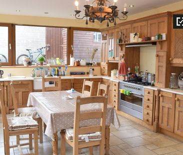 Room for rent in 5-bedroom apartment in Portmarnock, Dublin - Photo 1