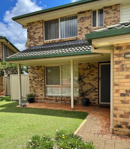 11/2-10 Weedons Road, Nerang QLD 4211 - Townhouse For Rent | Domain - Photo 3