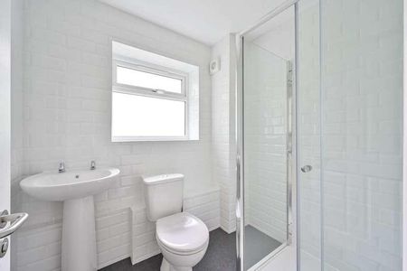 Rotherwood Close, Wimbledon, SW20 - Photo 4