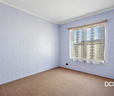 1/5 Praed Street, Eaglehawk, Vic 3556 - Photo 2