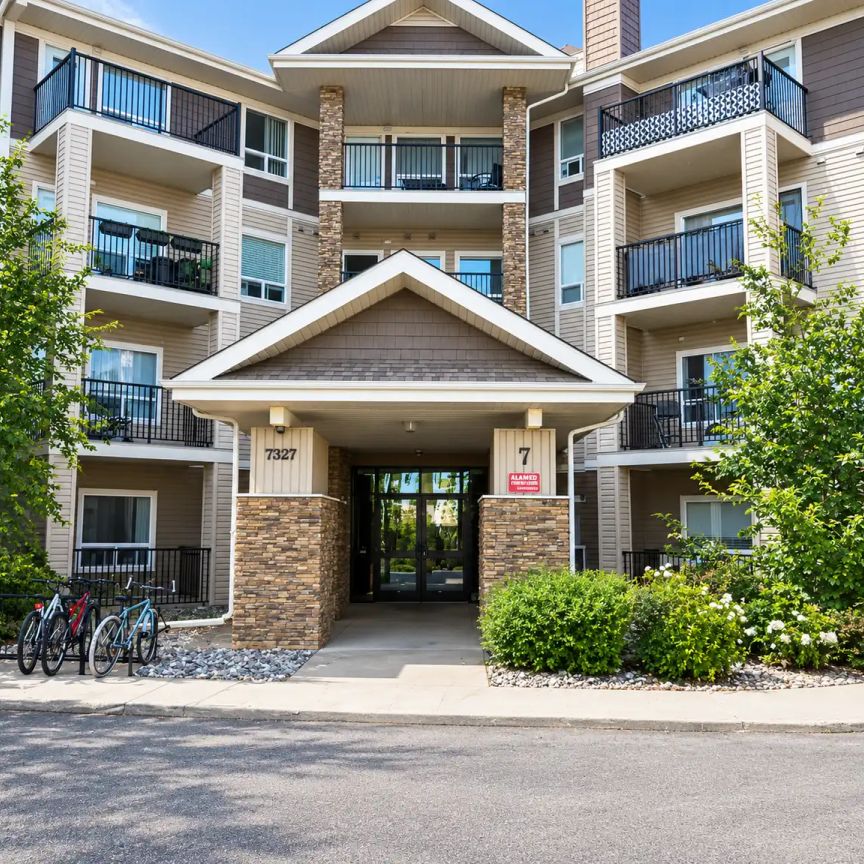 7424, 7327 Terwillegar Dr S NW — 7327 Terwillegar Drive SW, 7127 - Photo 1