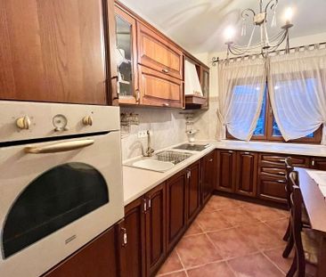 De închiriat apartament 4 camere zona Onix - Photo 2