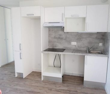 Location Appartement 6 pièces 66m² EYSINES 33320 - Photo 2