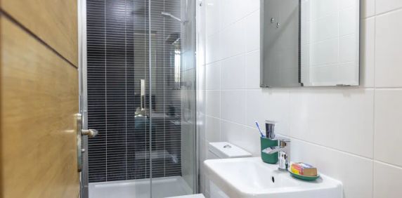 28 De Montfort Street Studios - Photo 2