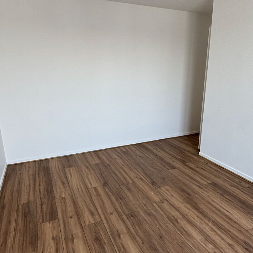Location Appartement 3 pièces 77m² - Photo 1