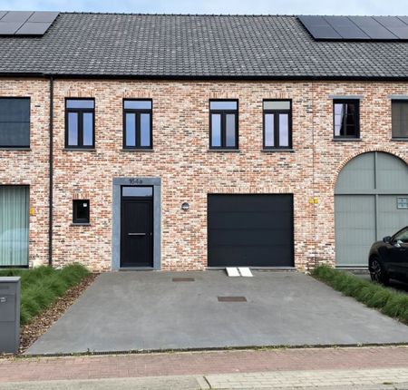 Knappe, energiezuinige woning met 3 slaapkamers en tuin – ref.: 4022/02 2025 - Photo 2