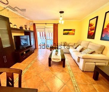 Alquiler de piso en Calle Alejo Carpentier - Photo 1