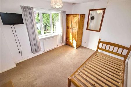 Village Road, Mayfield Grange, Cramlington, NE23 - Photo 3