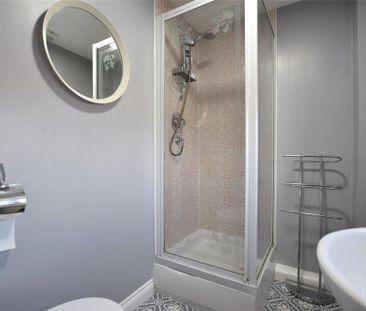 5 bedroom detached house to rent - Photo 1