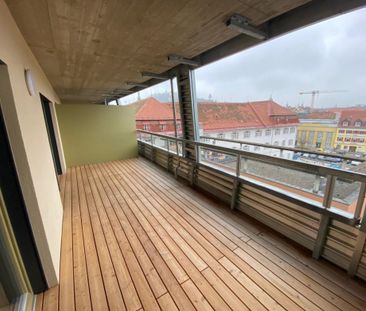 Hochwertig ausgestattete Neubauwohnung | Balkon mit Schlossbergblic... - Photo 1