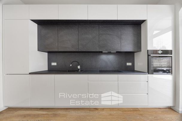 Hameln-Innenstadt| Kernsanierte 3-Zimmer Erdgeschosswohnung mit ca. 45m² Terrasse! - Photo 1