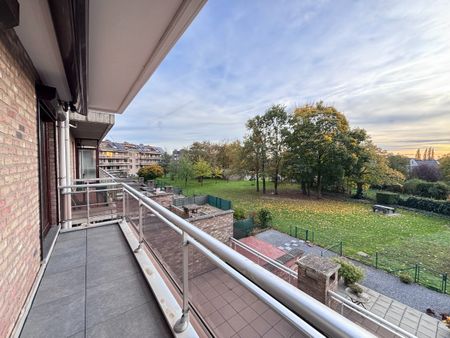 Instapklaar 2-slpk appartement nabij centrum Hasselt - Photo 5