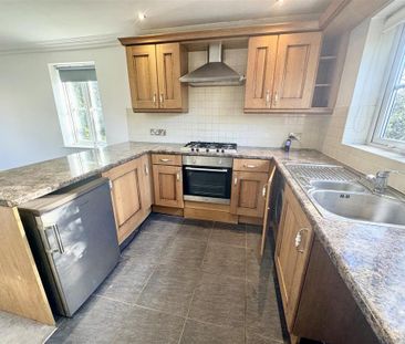 2 bedroom apartment to rent - Photo 4
