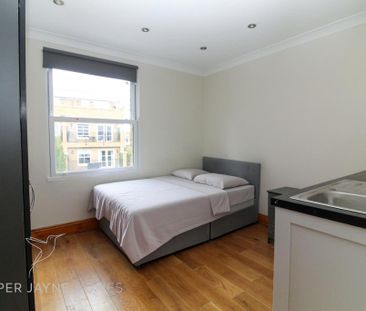 1 bedroom house of multiple occupation to rent - Photo 6