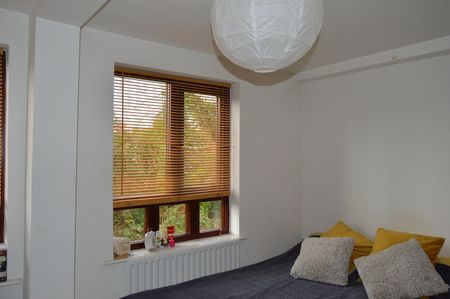 Bronte, Woodlands Village, Sandal - Photo 4