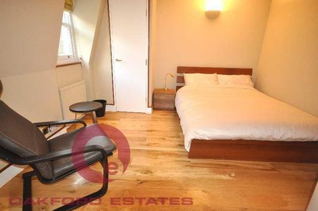 3 bedroom flat to rent - Photo 5