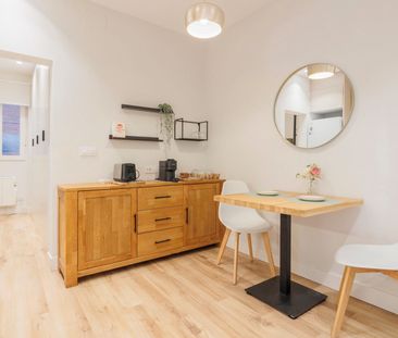 Piso de alquiler en Bustamante, Delicias - Photo 2