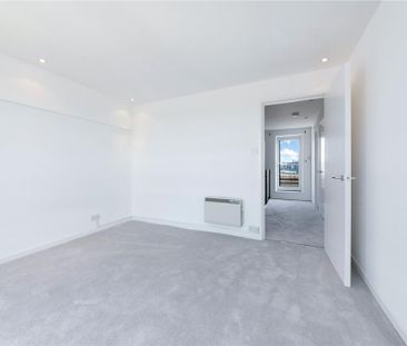 2 bedroom penthouse to rent - Photo 5