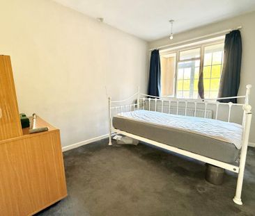 3 bedroom bungalow to rent - Photo 4