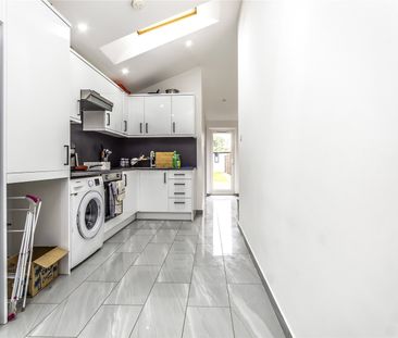 1 bedroom house to rent Overbury Crescent, New Addington, Croydon, CR0 - Photo 4