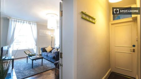 1-bedroom apartment for rent in Saint Kevin's, Dublin. - Photo 4