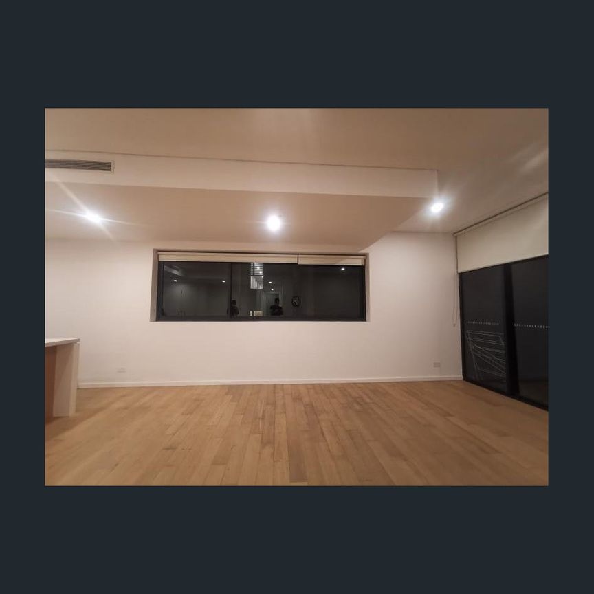 Stunning Brand New 3 Beds 2 Baths 1 Park Apartment for Lease! - Photo 1