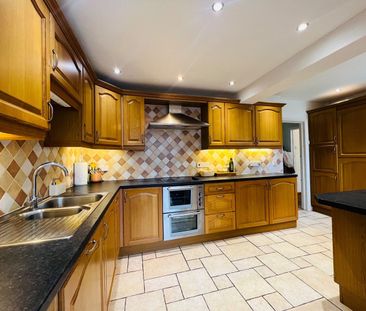 Room in a Shared House, Ellesmere Road, BS4 - Photo 5
