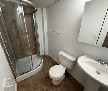 For Lease - 20 Wicker Drive, Richmond Hill, Ontario - Photo 5