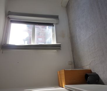 2 Bed Terraced House, Edgware Grove, LS8 - Photo 4