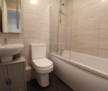 2 bedroom terraced house to rent - Photo 6