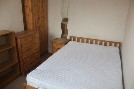 3 bedroom house to rent - Photo 3