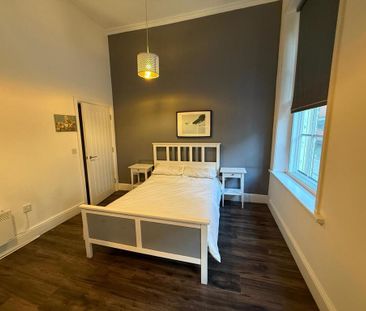 2 bedroom flat to rent - Photo 6