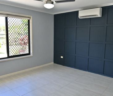 MODERN COASTAL LIVING WITH STYLISH INTERIORS, SHED & SPACIOUS ENTER... - Photo 2