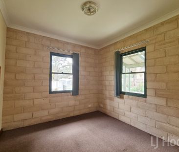 554A Captains Flat Road, Carwoola NSW 2620 - House For Rent | Domain - Photo 3