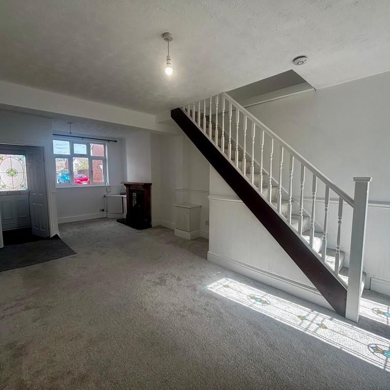 2 bedroom semi-detached house to rent - Photo 1