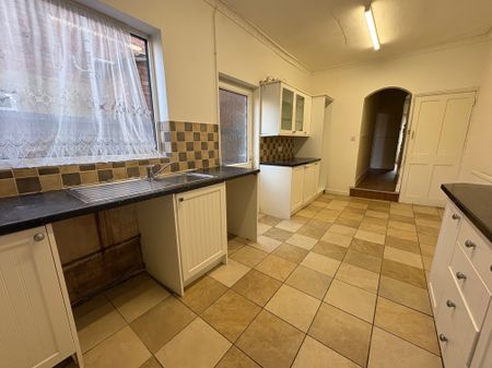 St James park road, Northampton - Photo 5