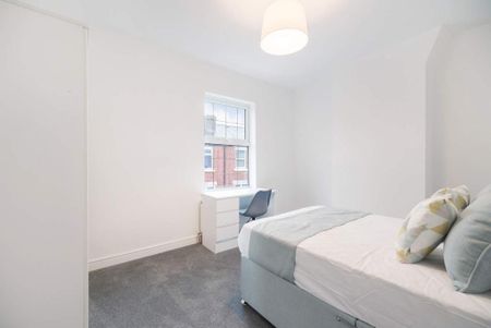 3 bedroom terraced house to rent - Photo 3