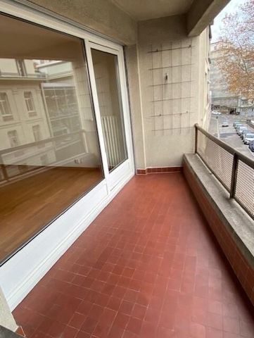 Loft d'env. 70 m2 à Lausanne - Photo 2