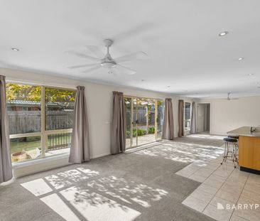 Private & Stylish Three-Bedroom Family Home - Photo 1