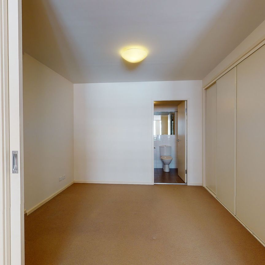 302/24 Bolton Street, Newcastle NSW 2300 - Photo 1